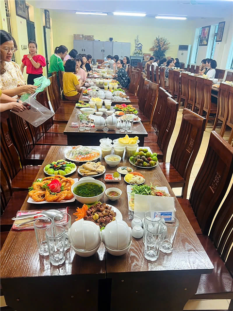 Ảnh đặt tiệc lợn mán ở hà đông