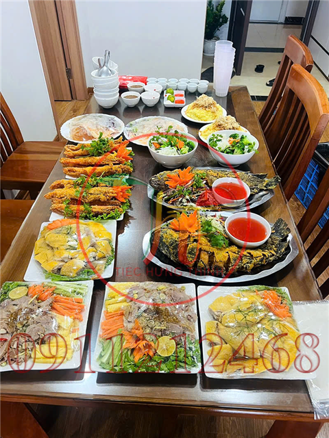 Ảnh lợn mán đủ món ở Hoàng Mai