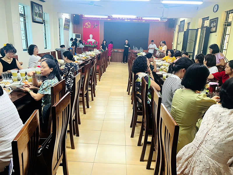 lợn mán đủ món ở Sơn Tây