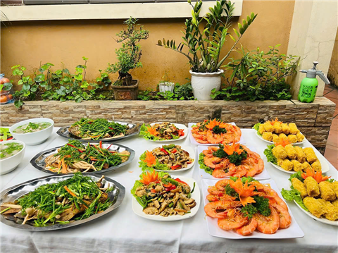 Ảnh đặt tiệc lợn mán ở Sóc Sơn