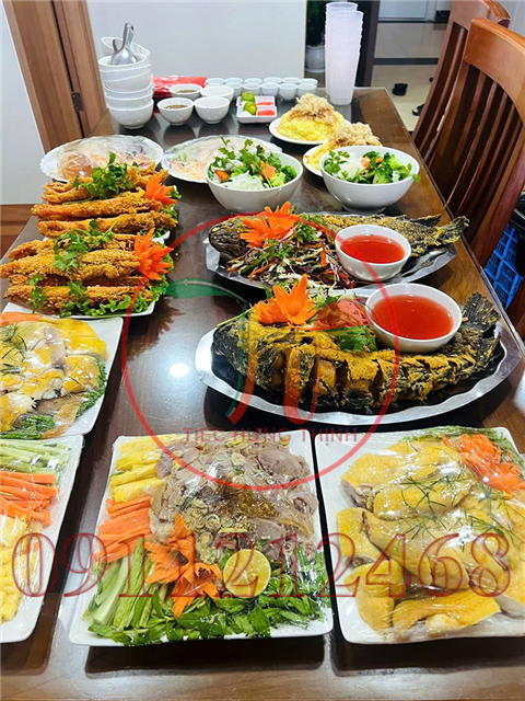 Ảnh đặt tiệc lợn mán ở Phú Xuyên
