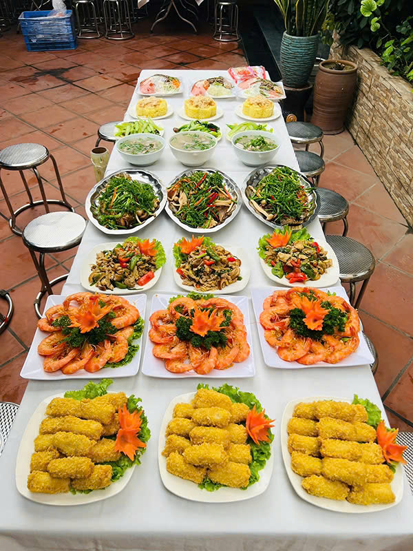 dịch vụ nấu cỗ nhím ở Hai Bà Trưng 0985151080
